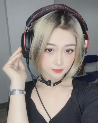 Cô nàng streamer xinh đẹp Hảo Thỏ